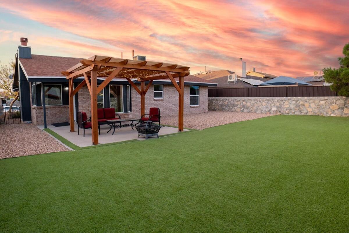 Craftsman Charm Comfort 3bdr Hébergement de vacances El Paso